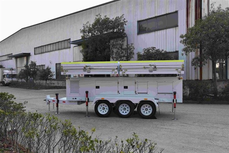 Mobile Solar Generrator With Eight Panels